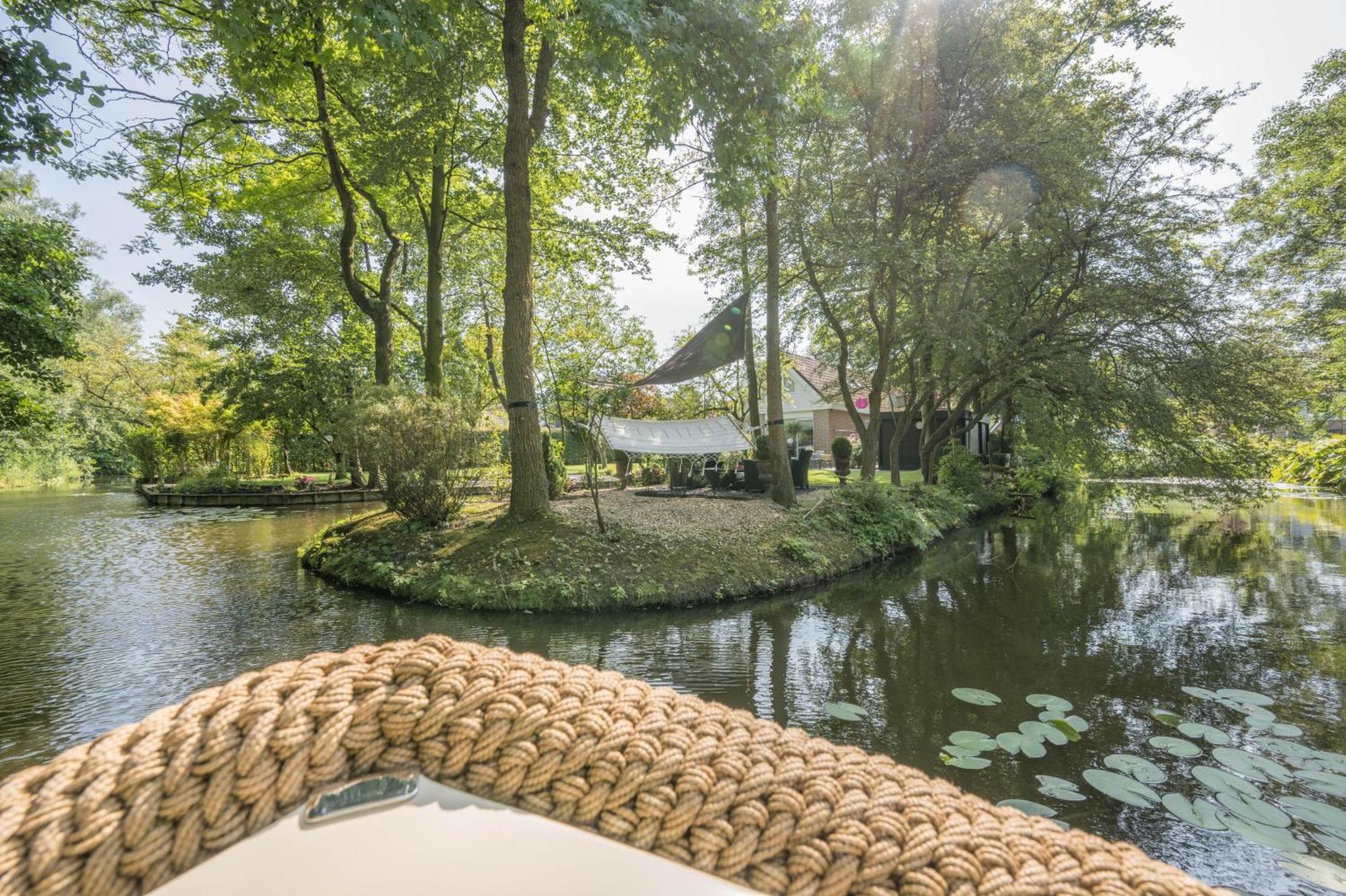 Villa 't Kleine eiland Zuid-Scharwoude Exterior foto